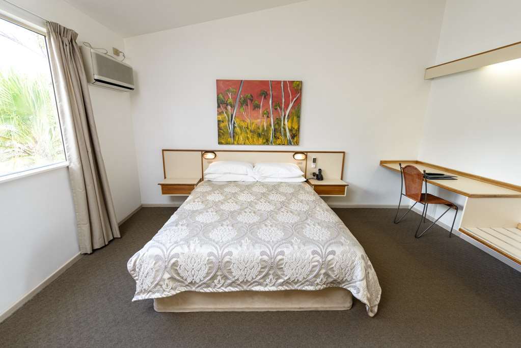 Wild Scotsman Motor Inn Gin Gin Qld Стая снимка