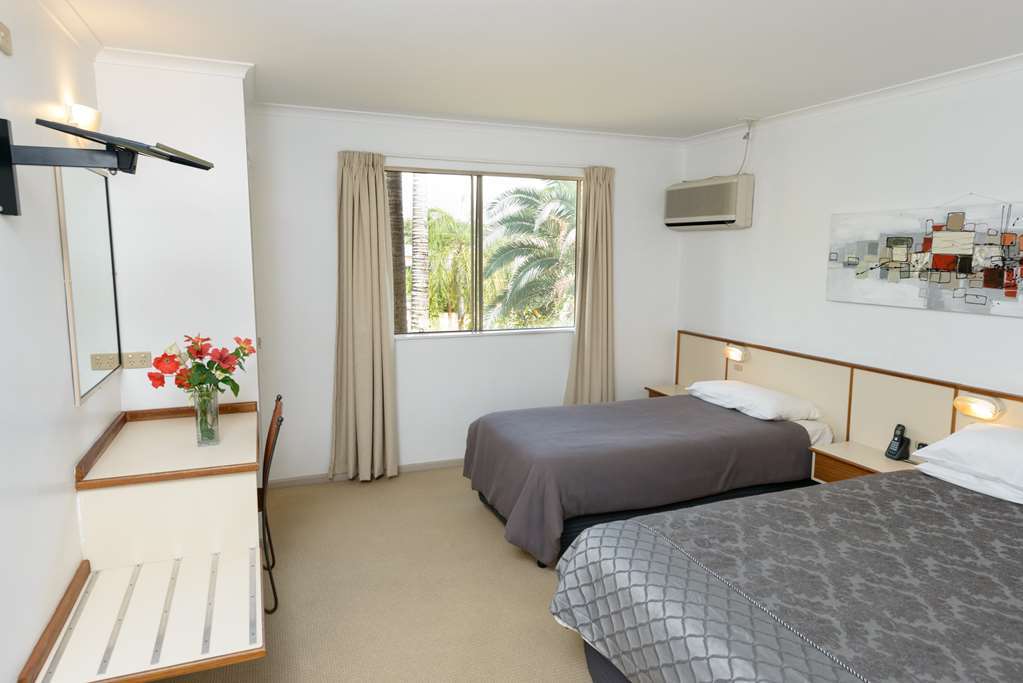 Wild Scotsman Motor Inn Gin Gin Qld Стая снимка