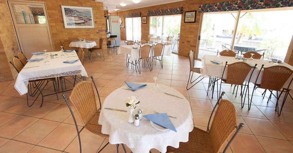 Wild Scotsman Motor Inn Gin Gin Qld Ресторант снимка